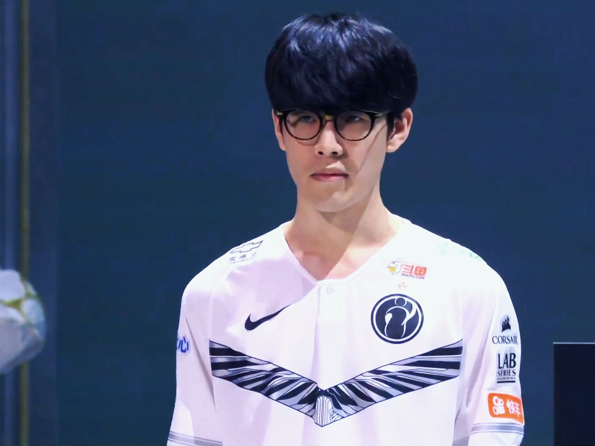 还加强了篮 还加强了篮